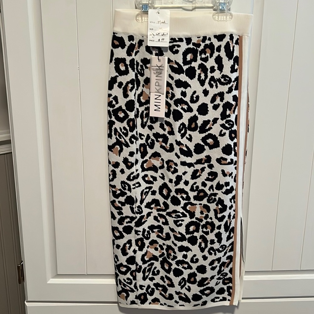Womens Cheetah print skirt